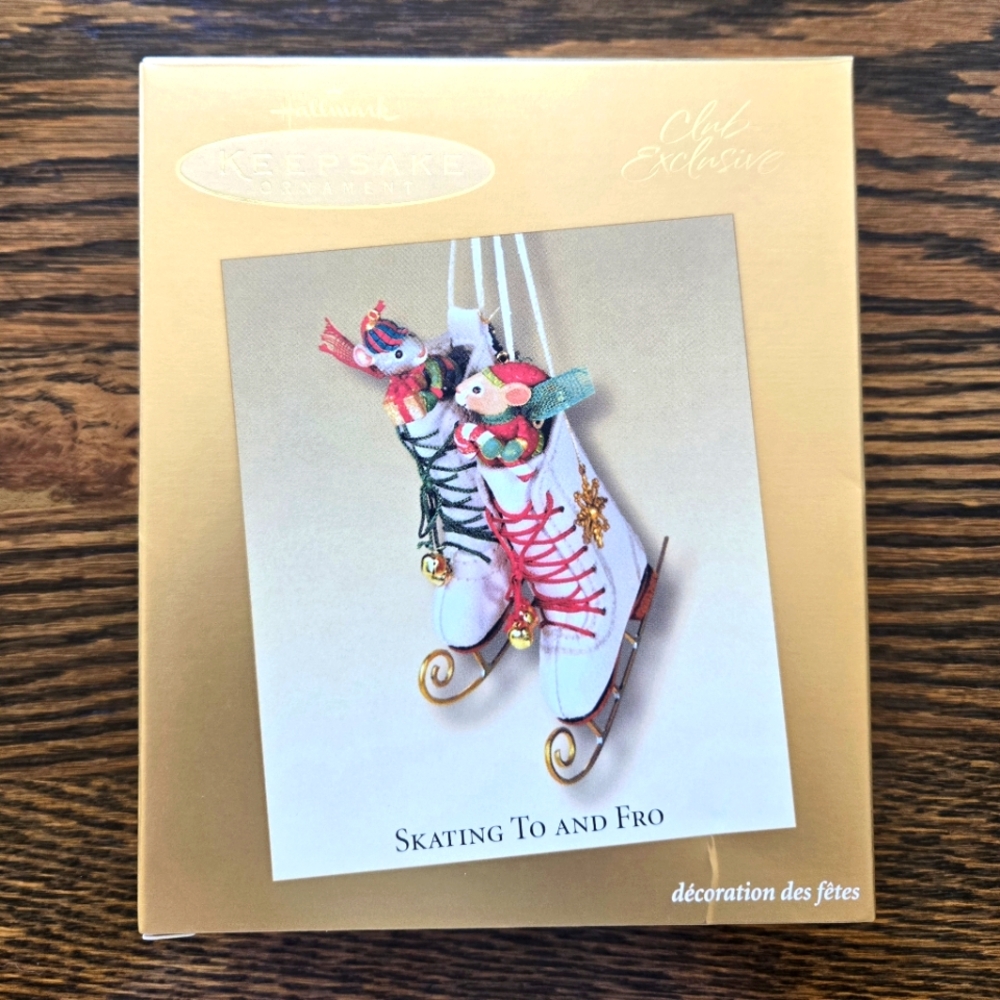 Hallmark Vintage  Ornament Club Exclusive Skating To And Fro New In Box